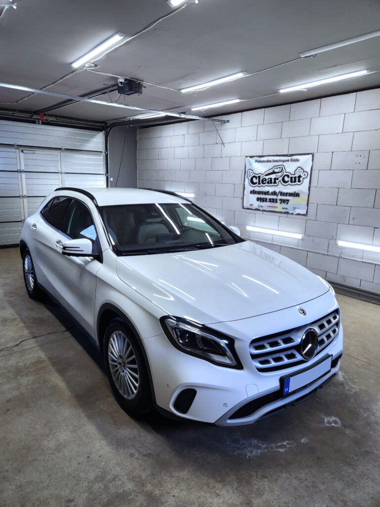 Renovácia laku auta Mercedes-Benz GLA – hĺbkové leštenie a odstránenie škrabancov, Lučenec